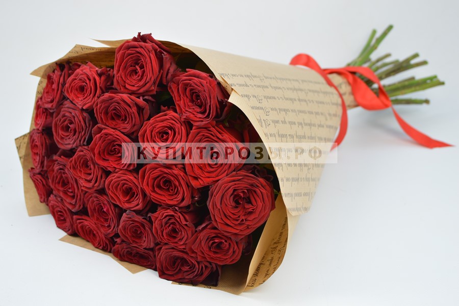Букет роз Красные розы в крафте